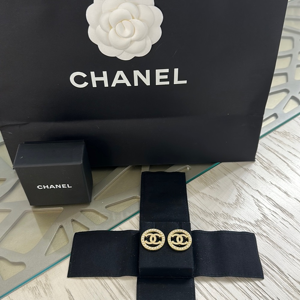 Chanel Gold And Pearl Circle Earrings